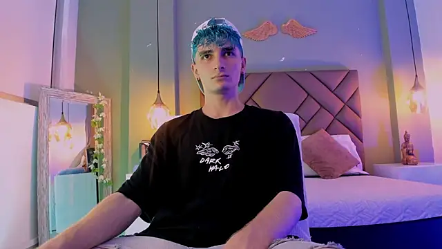 JaydenVillalobos online show from September 2025 07:46:02 PM
