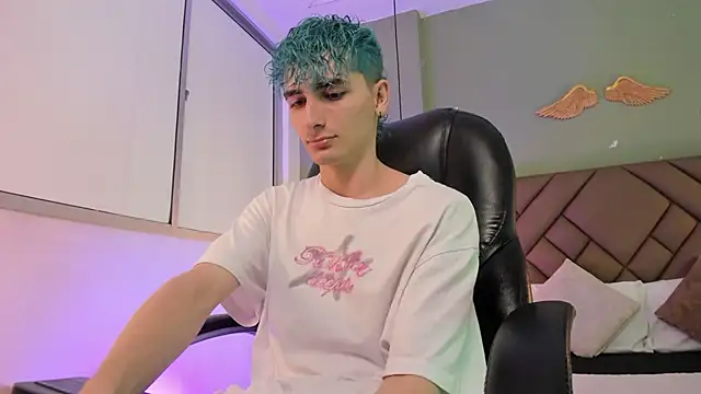 JaydenVillalobos online show from September 2025 02:07:02 PM