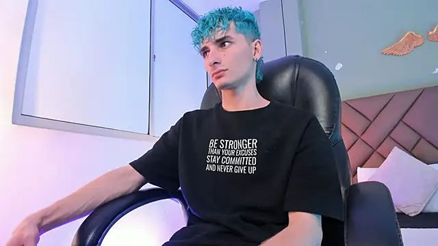 JaydenVillalobos online show from September 2025 10:22:02 PM