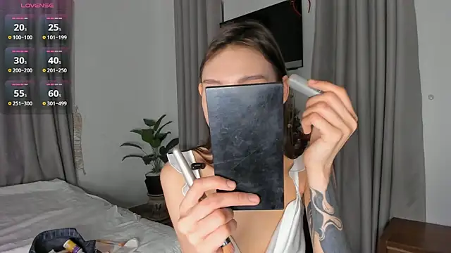 Amy Loveme online show from December 2025 11:11:01 PM