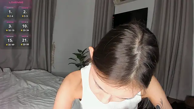 Amy Loveme online show from December 2025 11:23:01 PM