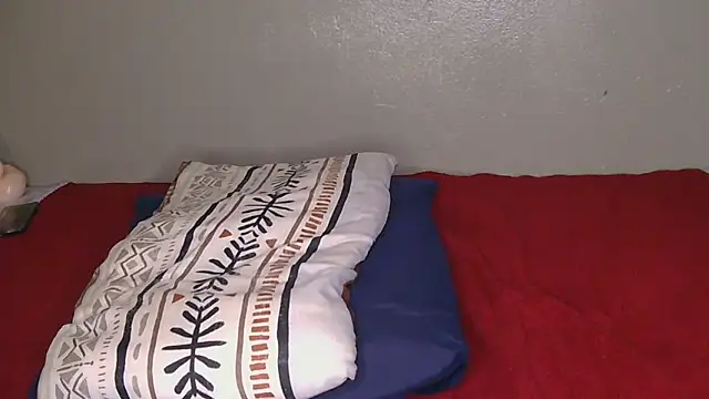 Snapshot of CherieBlushX chatting on November 2025 03:45:01 PM CherieBlushX online show from November 2025 03:45:01 PM