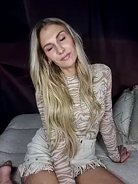 Snapshot of Melody1600 chatting on November 2025 09:03:02 PM Melody1600 online show from November 2025 09:03:02 PM