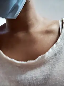 Snapshot of tanisha-2005 chatting on December 2025 11:36:02 PM tanisha-2005 online show from December 2025 11:36:02 PM