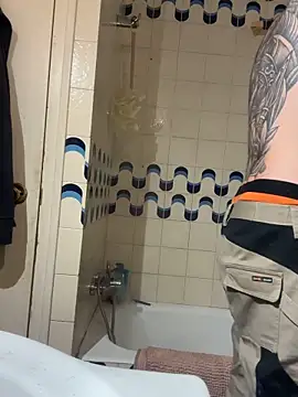 marc944 online show from December 2025 04:45:02 PM