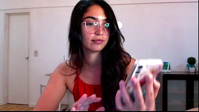 Snapshot of Ariagal chatting on November 2025 06:31:02 PM Ariagal online show from November 2025 06:31:02 PM