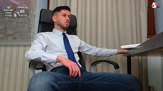 JonahShaw online show from December 2025 05:45:02 AM