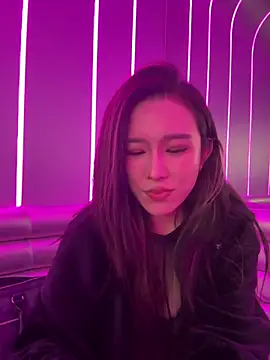 Snapshot of Manson13333 chatting on November 2025 02:27:02 PM Manson13333 online show from November 2025 02:27:02 PM