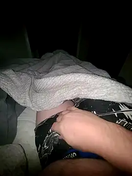 Snapshot of Mr1bucket chatting on December 2025 03:44:02 AM Mr1bucket online show from December 2025 03:44:02 AM