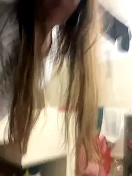 emma hot2006 online show from December 2025 11:13:01 PM