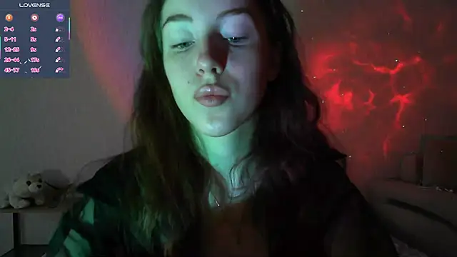 Snapshot of eskatmi chatting on October 2025 12:44:01 AM eskatmi online show from October 2025 12:44:01 AM