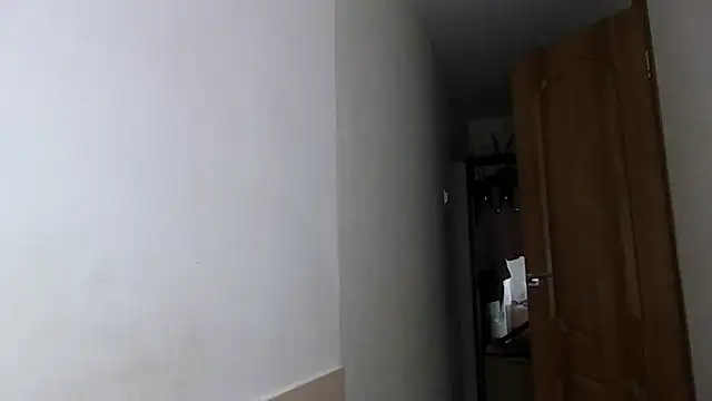 Snapshot of MandiBrooks chatting on November 2025 06:34:01 AM MandiBrooks online show from November 2025 06:34:01 AM