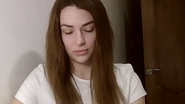 Snapshot of MandiBrooks chatting on November 2025 07:27:01 PM MandiBrooks online show from November 2025 07:27:01 PM