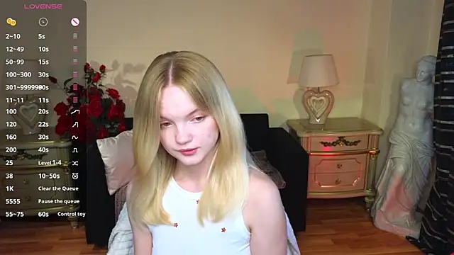 Snapshot of RosesKate chatting on September 2025 11:46:02 AM RosesKate online show from September 2025 11:46:02 AM