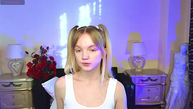 Snapshot of RosesKate chatting on September 2025 04:27:01 AM RosesKate online show from September 2025 04:27:01 AM