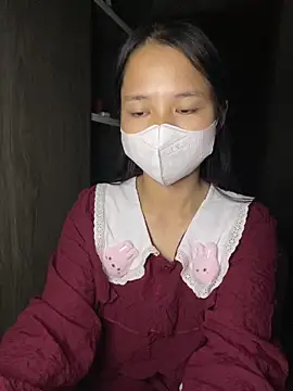 Hana-44 online show from November 2025 06:09:02 PM