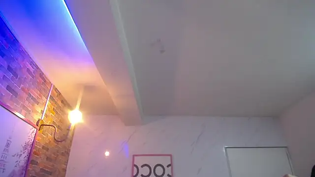 dania b  online show from September 2025 08:08:02 PM