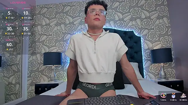 RichardParkk online show from September 2025 02:44:01 AM