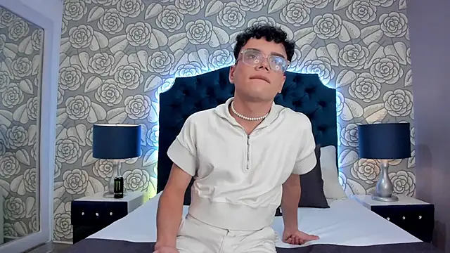 RichardParkk online show from September 2025 02:44:02 AM