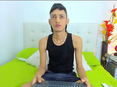 EithamDawson online show from September 2025 01:22:01 PM