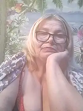 Snapshot of MargaritaSweet51 chatting on December 2025 11:21:01 PM MargaritaSweet51 online show from December 2025 11:21:01 PM