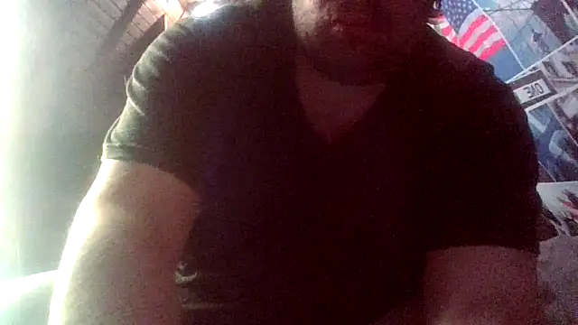 Snapshot of chubbyDavid1998 chatting on November 2025 08:09:01 PM chubbyDavid1998 online show from November 2025 08:09:01 PM