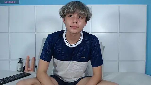 NathanBell online show from September 2025 05:19:02 AM