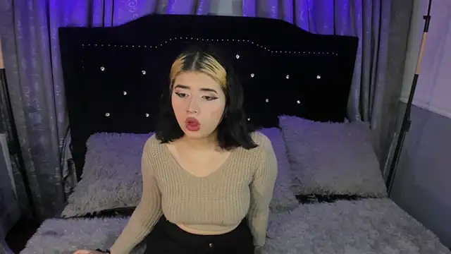 dafnelee online show from September 2025 10:26:02 AM