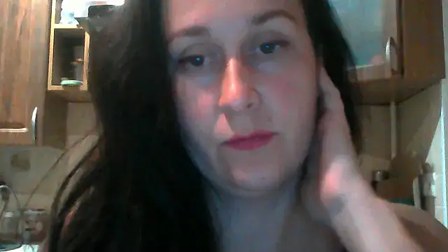Amandda  online show from September 2025 06:20:01 PM