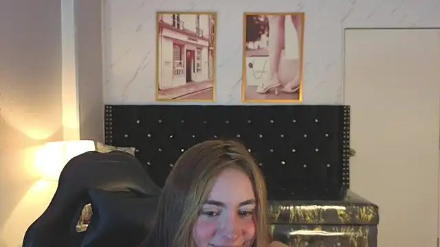 mia millan b online show from September 2025 08:20:02 PM