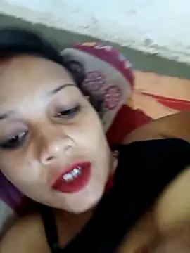 Snapshot of Chandni_Love143 chatting on October 2025 04:01:02 AM Chandni Love143 online show from October 2025 04:01:02 AM