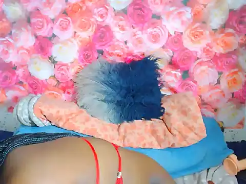 MiniMinaj online show from December 2025 07:44:01 PM