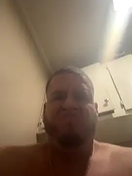 Snapshot of kev0n2389 chatting on October 2025 02:01:02 AM kev0n2389 online show from October 2025 02:01:02 AM