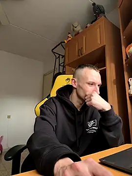 DeepShuk56 online show from December 2025 01:09:02 PM