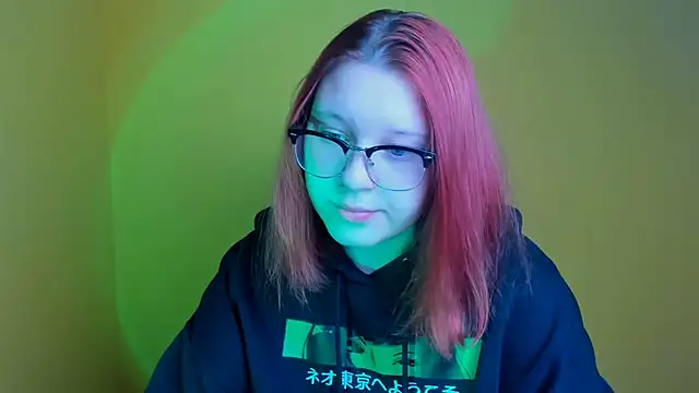 ScarletVixen  online show from September 2025 05:46:01 PM