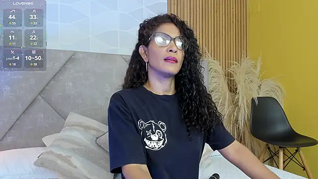 Snapshot of Brunnette_Sensation chatting on September 2025 06:32:02 PM Brunnette Sensation online show from September 2025 06:32:02 PM
