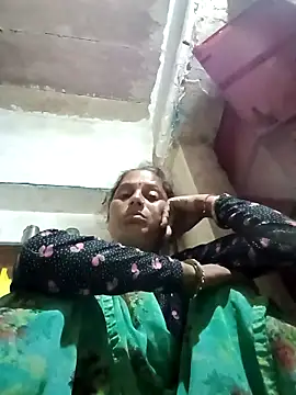KAJAL malhotra online show from September 2025 03:44:01 PM