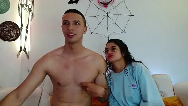 Snapshot of Luna_Noire1 chatting on November 2025 11:37:02 PM Luna Noire1 online show from November 2025 11:37:02 PM