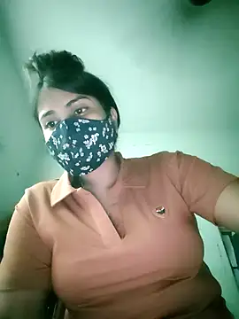 Ankita0099 online show from September 2025 01:00:02 PM