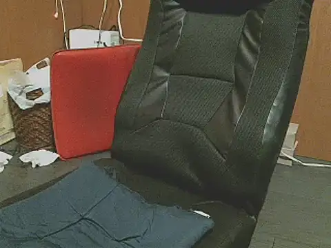 Snapshot of sinjikun4 chatting on October 2025 01:28:01 PM sinjikun4 online show from October 2025 01:28:01 PM