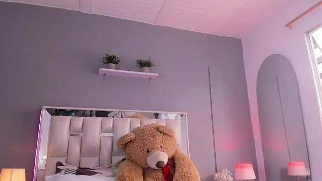 Darlyn tenderhot   online show from December 2025 02:24:02 PM