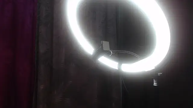 Lolitaa ran online show from September 2025 03:10:02 AM