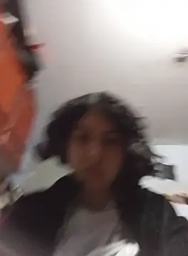 Syndel23 online show from October 2025 02:50:02 AM