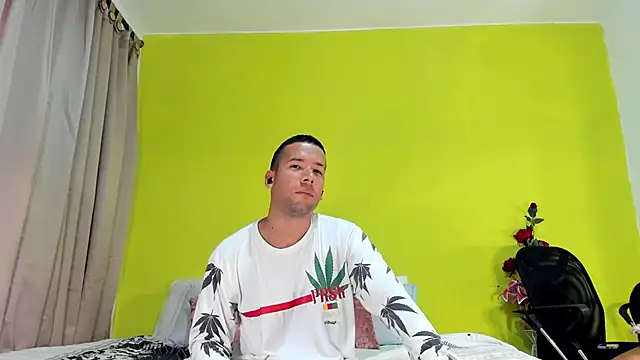 Celesteyorucso online show from September 2025 04:41:01 PM