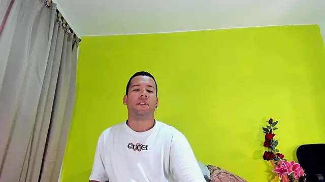 Celesteyorucso online show from September 2025 08:12:02 PM