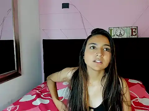 MeggannFoxx online show from September 2025 05:47:02 PM