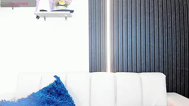 Gabrielaa Miller  online show from October 2025 07:23:02 PM