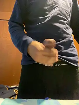 Snapshot of zzagreo chatting on September 2025 06:18:01 AM zzagreo online show from September 2025 06:18:01 AM