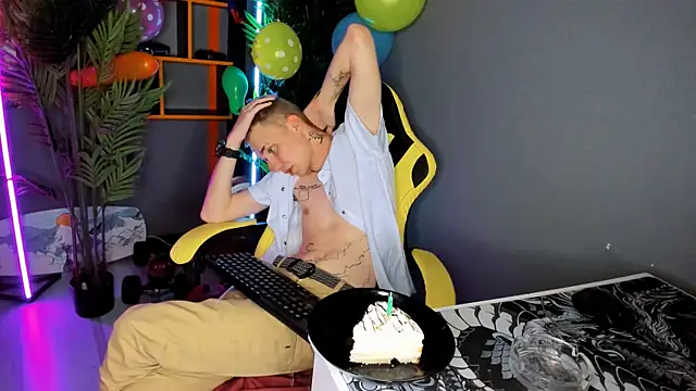TimBlaks online show from September 2025 04:56:02 AM