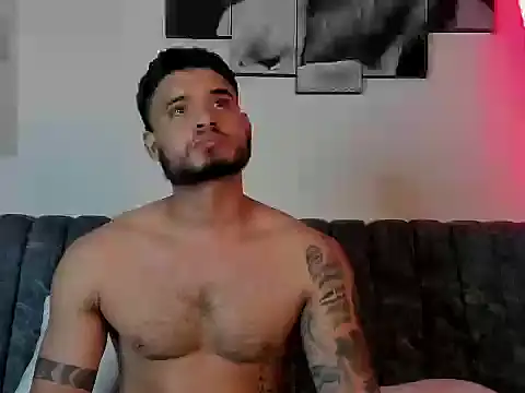Austin torres  online show from September 2025 01:16:02 AM